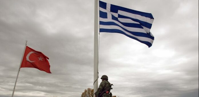 Εβρος: Υψωσαν τουρκική σημαία σε ελληνική νησίδα