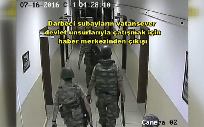 Βίντεο με τους 8 στρατιωτικούς από το βράδυ που πραξικοπήματος δημοσίευσε η Τουρκία