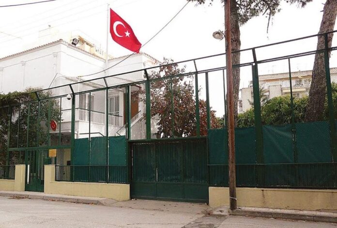 Κλείσιμο του τουρκικού προξενείου Κομοτηνής ζητάει το ΑΚΚΕΛ