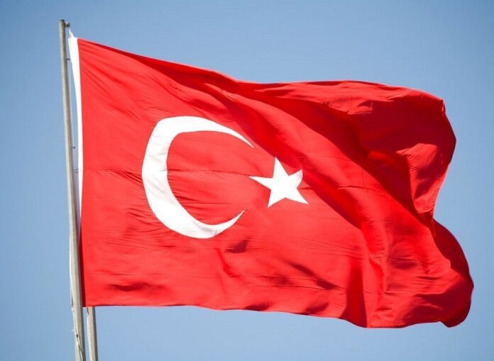 DW: Πέφτει το τελευταίο προπύργιο της ανεξάρτητης δημοσιογραφίας στην Τουρκία