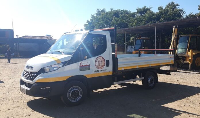 Νέο φορτηγό για ογκώδη απορρίμματα απέκτησε ο Τόπειρος