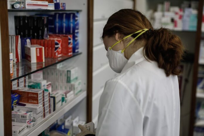«Καλπάζει» η πανδημία στη Βόρεια Ελλάδα