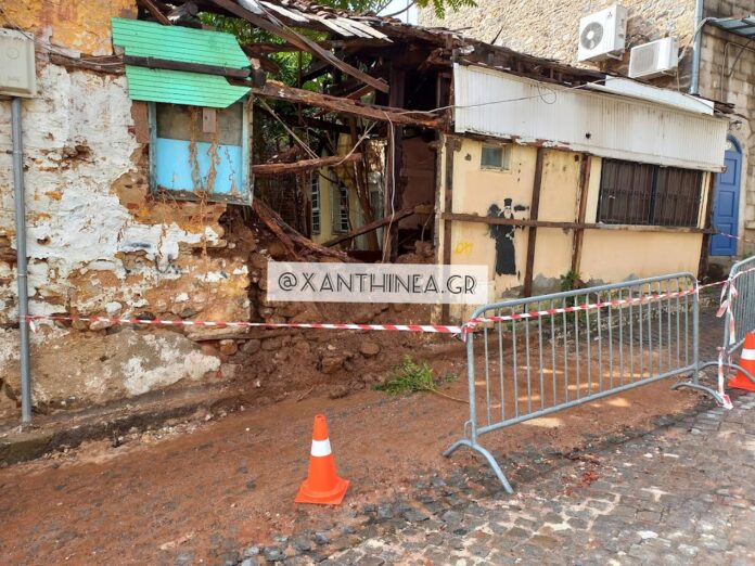 Κακοκαιρία «Μπάλλος» στην Ξάνθη: Τρύπες στους δρόμους – Κατέρρευσε τοίχος