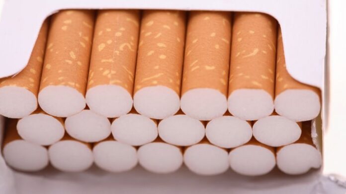 Χειροπέδες σε 52χρονο στην Ξάνθη με 98 πακέτα λαθραία τσιγάρα