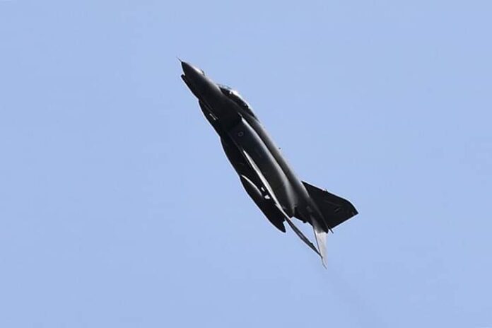 Εντυπωσιακές πτήσεις F-16 στον ουρανό της Ξάνθης