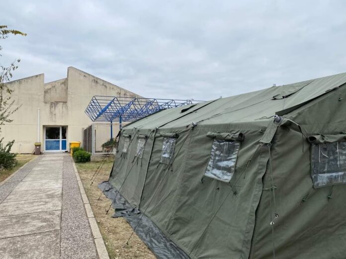 Ξάνθη: Το Νοσοκομείο απαντά για τη στρατιωτική σκηνή