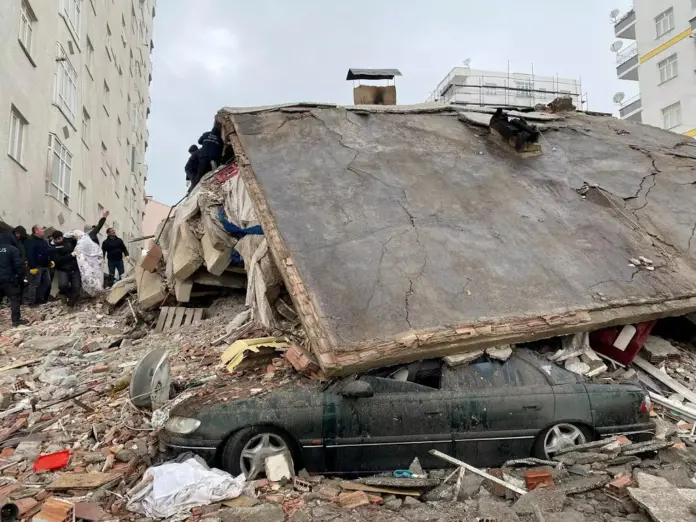 ΥΠΕΞ για σεισμό στην Τουρκία: «Είμαστε έτοιμοι να βοηθήσουμε
