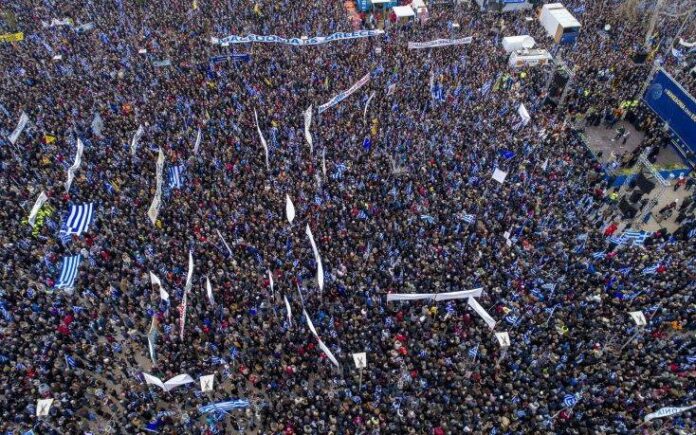 Εντυπωσιακές εικόνες από το συλλαλητήριο για το Σκοπιανό