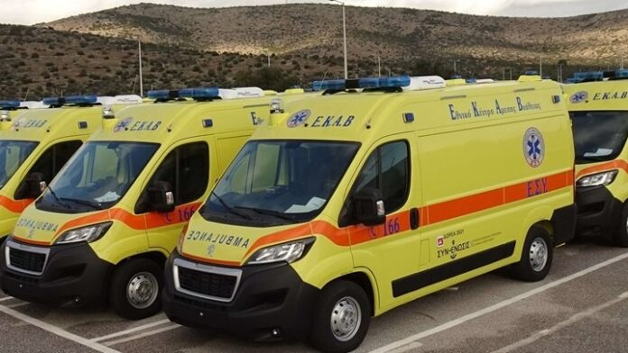 Προσφορά 6 ασθενοφόρων στο ΕΣΥ από την Ένωση Ελλήνων Εφοπλιστών