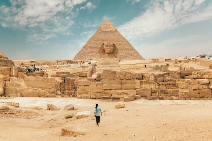 Αίγυπτος: Ανακαλύφθηκαν τέσσερις τάφοι των φαραώ και μια μούμια