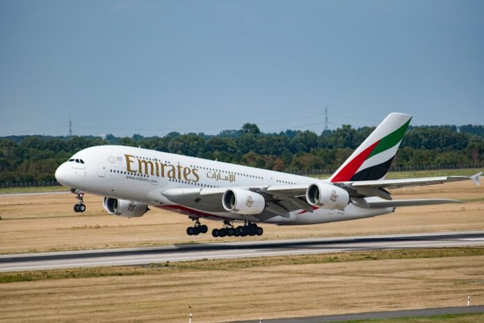 Emirates: Open Day πρόσληψης για το πλήρωμα καμπίνας στην Ελλάδα