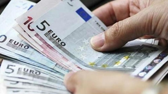 ΟΑΕΔ – Επίδομα 360 ευρώ: Ποιοι το δικαιούνται – Δικαιολογητικά & Προϋποθέσεις