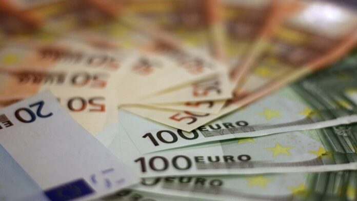 Επίδομα των 800 ευρώ: Πότε ανοίγει η πλατφόρμα για τις αιτήσεις