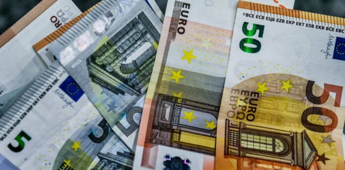 Επιταγή ακρίβειας 250€: Οι δικαιούχοι - Πότε η πληρωμή