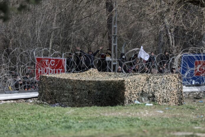 Δικηγόροι από τη Θράκη ελέγχονται για εμπλοκή σε κυκλώματα μεταναστών