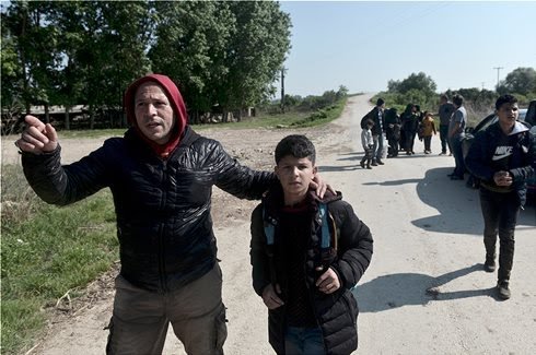 Καραβάνια οι μετανάστες στη Θράκη: Διπλάσιοι από πέρσι πέρασαν τα σύνορα από τον Έβρο