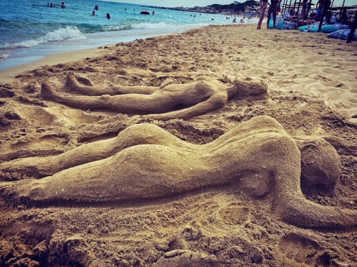 Καβάλα: Γλυπτά από… άμμο στους Αμμολόφους