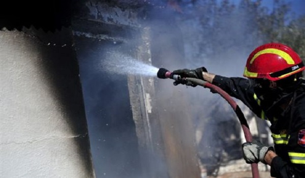 Στις φλόγες αγροτική αποθήκη στο Μυρωδάτο - Κινητοποιήθηκε η Πυροσβεστική