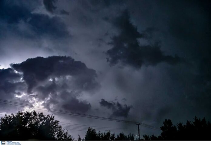 Καιρός: Έκτακτο δελτίο επιδείνωσης – Καταιγίδες στην Ξάνθη