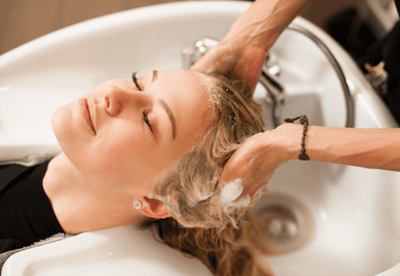 3 επαγγελματικές θεραπείες ανάλογα με τις ανάγκες των μαλλιών σας