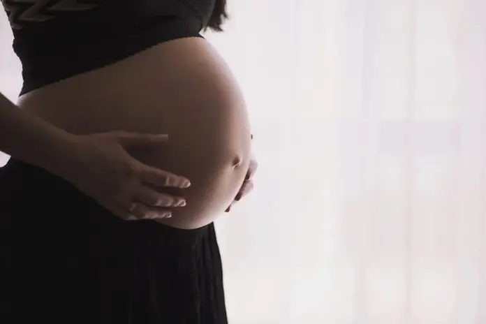 Άνοιξε η πλατφόρμα για επέκταση της ειδικής παροχής προστασίας μητρότητας