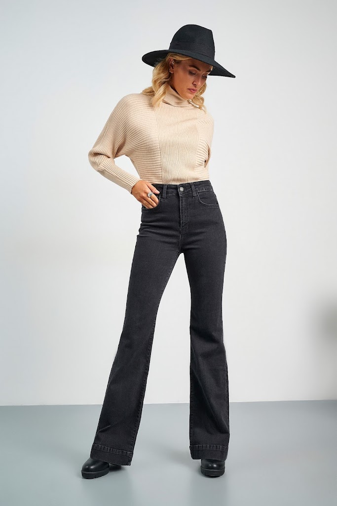 Jeans & Jackets: Μάθε πώς θα τα φορέσεις τώρα!