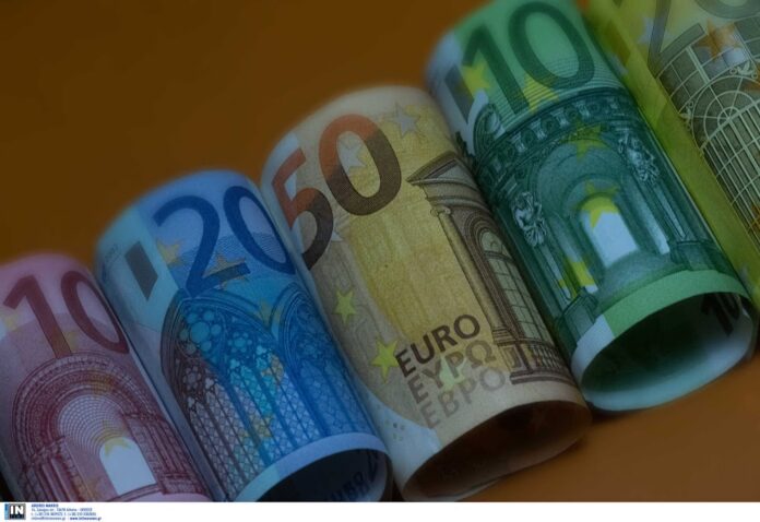 Αύριο θα πληρωθούν τα 534 ευρώ σε όσους ήταν σε αναστολή εργασίας τον Μάιο