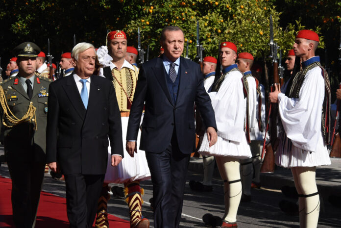 Ο Ερντογάν κατηγορεί την Ελλάδα ότι δεν εφαρμόζει τη συνθήκη της Λωζάνης στη Θράκη