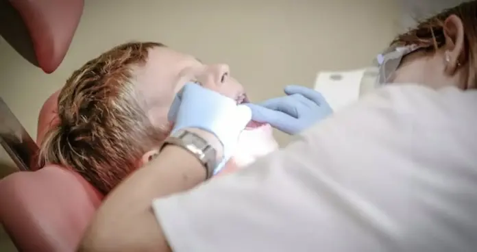 Dentist Pass: Έτσι θα λάβετε 40 ευρώ για τον οδοντίατρο του παιδιού