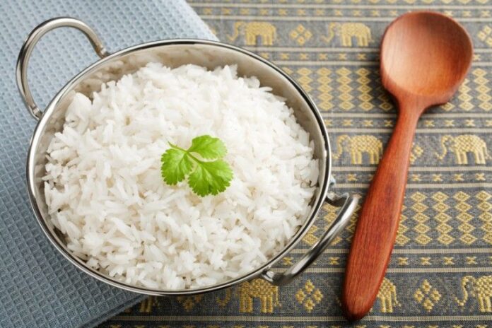 Προσοχή! Μην φας το ρύζι που περίσσεψε από χθες