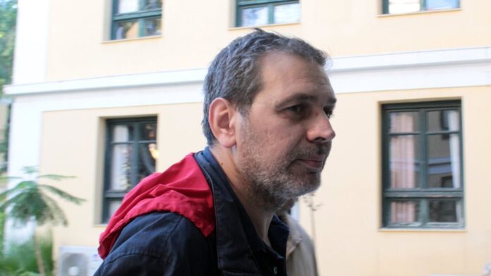 Συνελήφθη ο Στέφανος Χίος - Οδηγήθηκε στην Κρατική Ασφάλεια