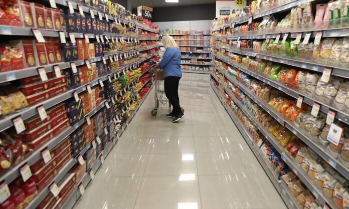 Κορονοϊός: Κλειστά τα σούπερ μάρκετ την Κυριακή - Νέο ωράριο λειτουργίας