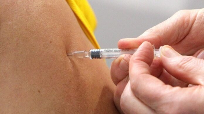 Ινστιτούτο Ρόμπερτ Κοχ (RKI): Δυνατή η διάθεση εμβολίου κορονοϊού από το φθινόπωρο