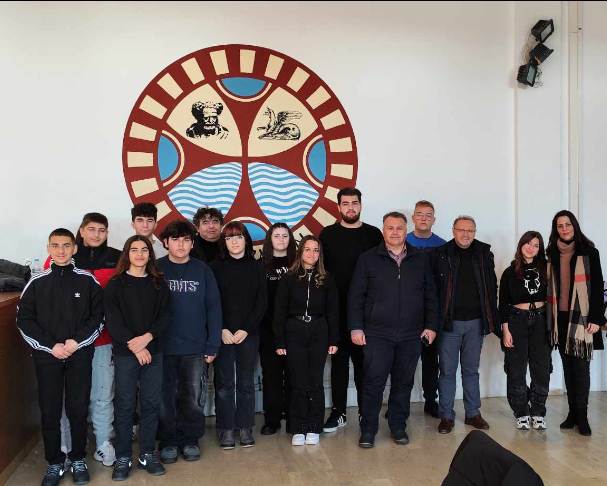 Δήμος Αβδήρων: Οι μαθητές παρουσίασαν την εικονική επιχείρησή τους στον Τσιτιρίδη