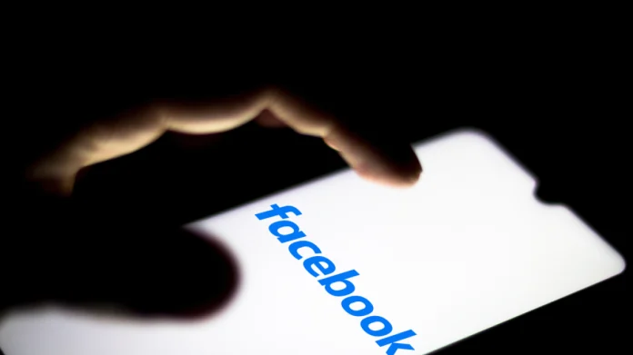 Facebook: Προβλήματα με την ιστοσελίδα και την εφαρμογή