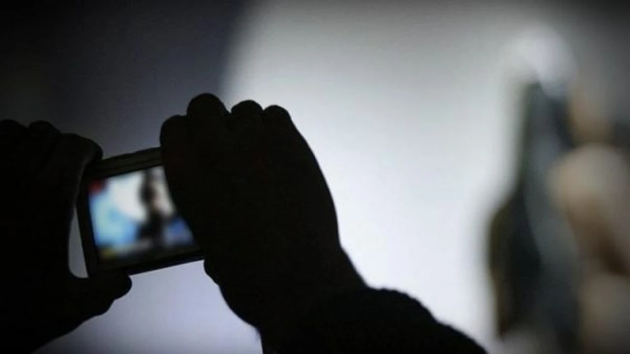 Δράμα: Σύλληψη 40χρονου για κατοχή υλικού παιδικής πορνογραφίας – Πως «παγίδευσε» έναν 14χρονο