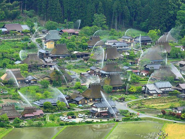 Δείτε το αυτόματο σύστημα πυρόσβεσης που έχει ένα χωριό στην Ιαπωνία
