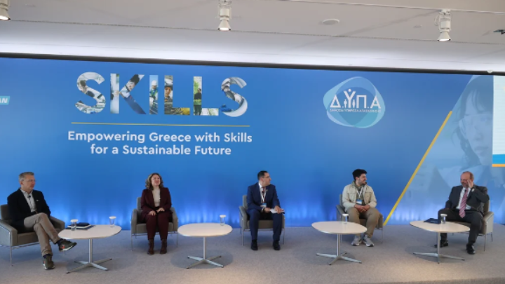 Πάνω από 260.000 Έλληνες έχουν πιστοποιηθεί σε ψηφιακές και πράσινες δεξιότητες