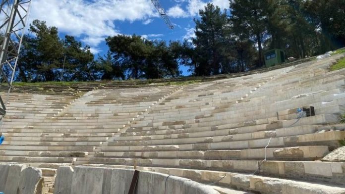 Θάσος: Ολοκληρώθηκαν οι εργασίες αναστήλωσης στο αρχαίο Θέατρο